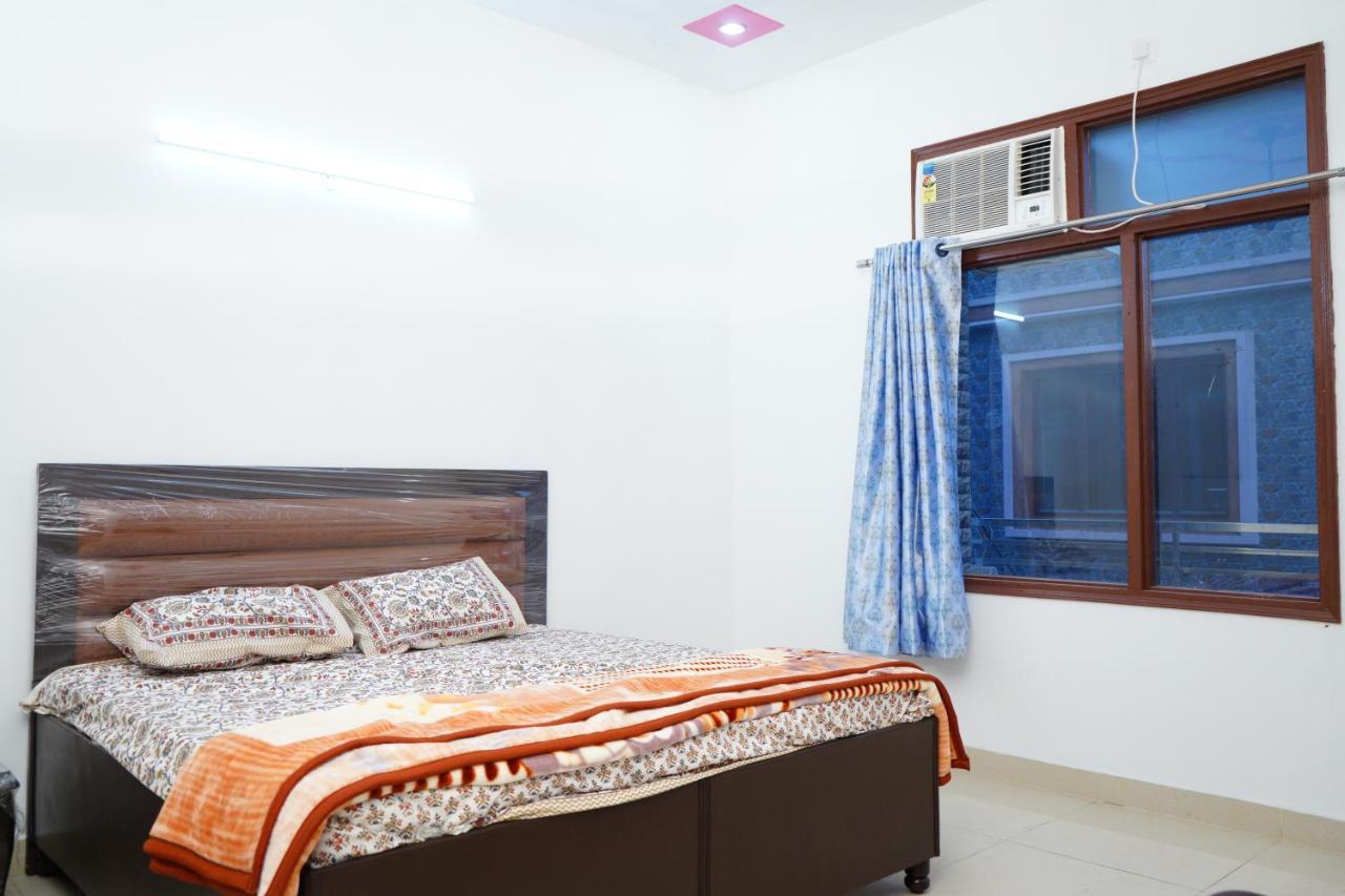Roop Niwas Bed and Breakfast Amritsar Exteriör bild