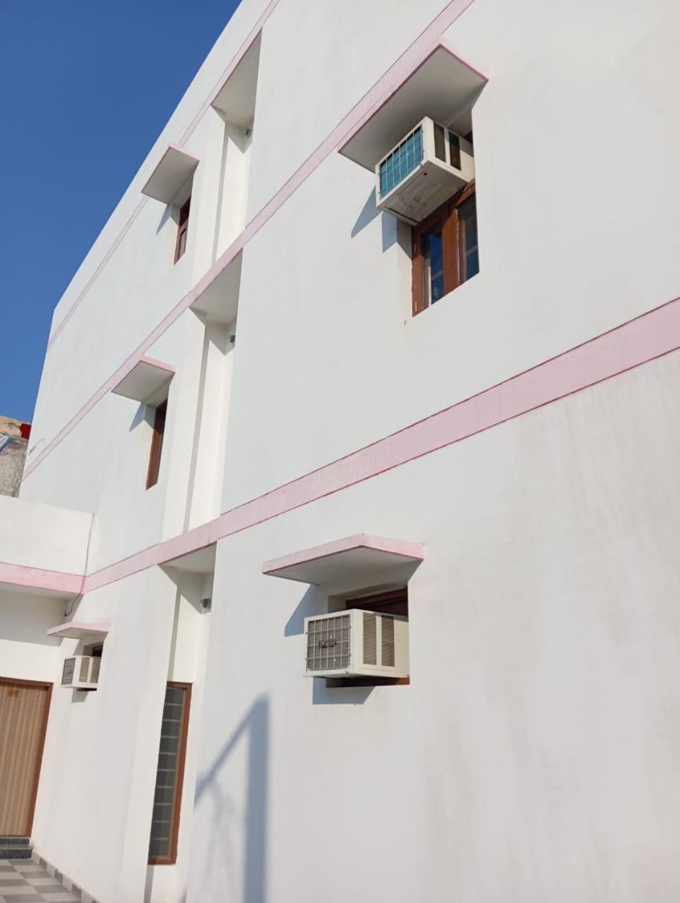 Roop Niwas Bed and Breakfast Amritsar Exteriör bild