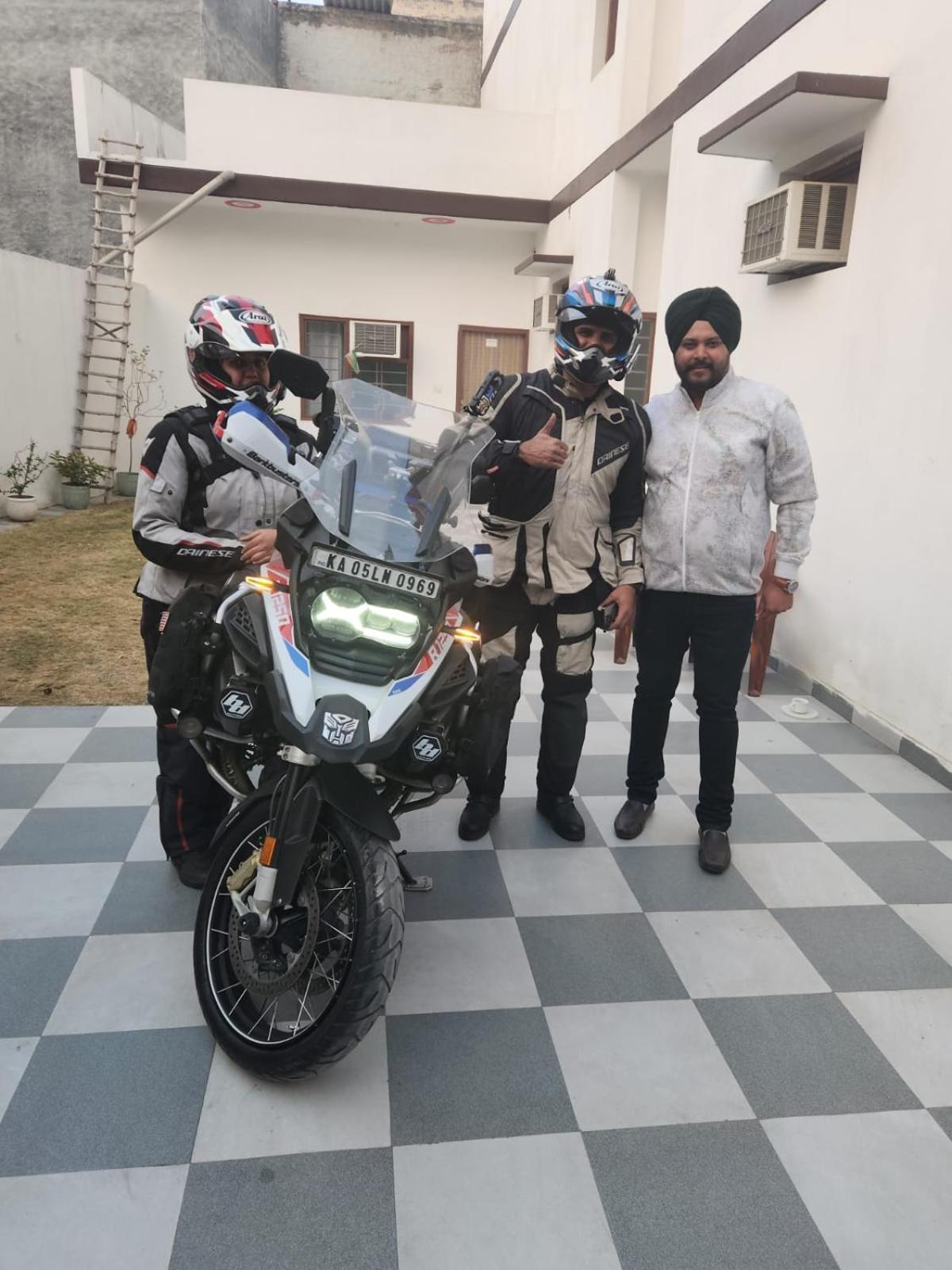 Roop Niwas Bed and Breakfast Amritsar Exteriör bild
