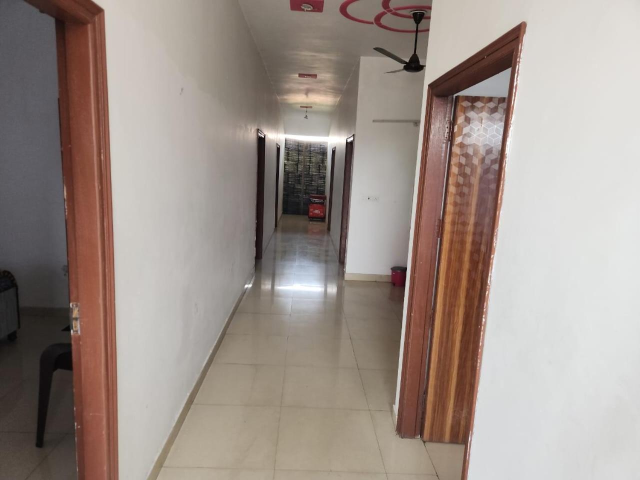 Roop Niwas Bed and Breakfast Amritsar Exteriör bild